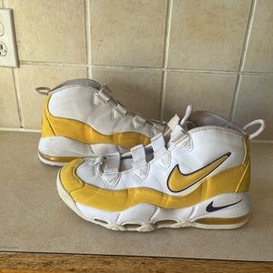 Uptempo 95’s Lakers Edition size 11 Mens US